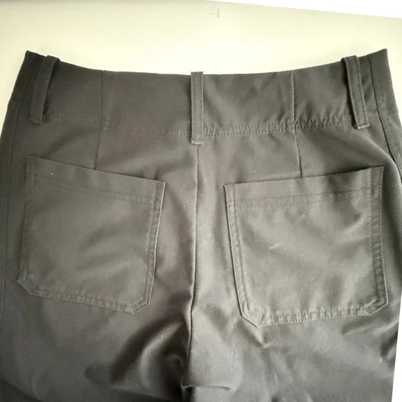 Athleta Black High Rise Utility Tapered Crop Pants Size 6 Stretch Canvas - Picture 7 of 9